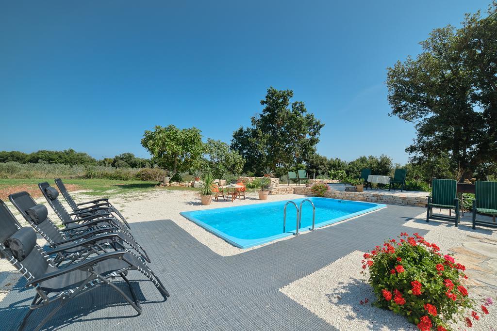 Ližnjan Beautiful Villa Palera With Private Pool Near Pula מראה חיצוני תמונה