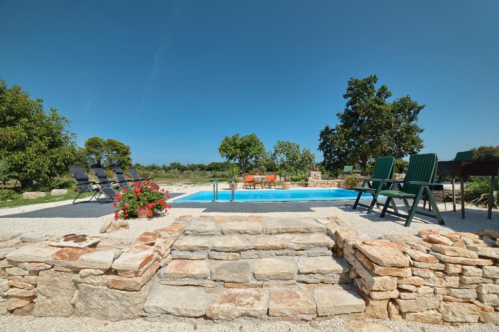 Ližnjan Beautiful Villa Palera With Private Pool Near Pula מראה חיצוני תמונה